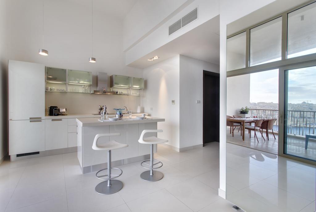 Marvellous Apartment In Tigne Point Sliema Esterno foto