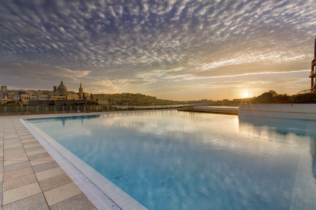 Marvellous Apartment In Tigne Point Sliema Esterno foto