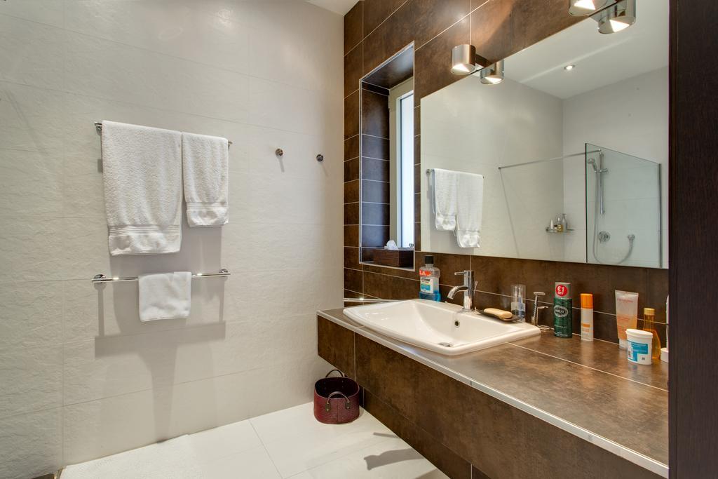 Marvellous Apartment In Tigne Point Sliema Esterno foto